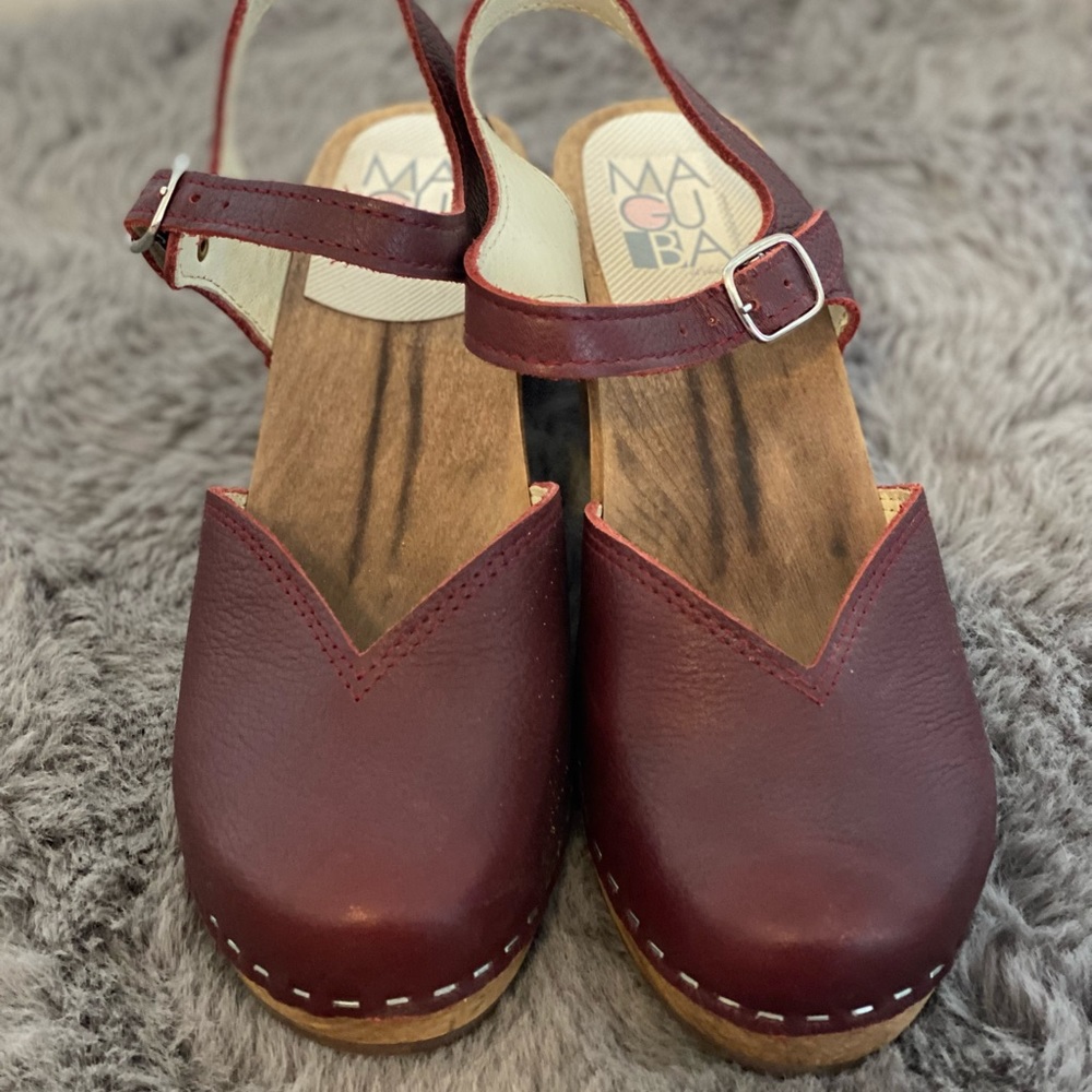 Maguba Monterey Clogs